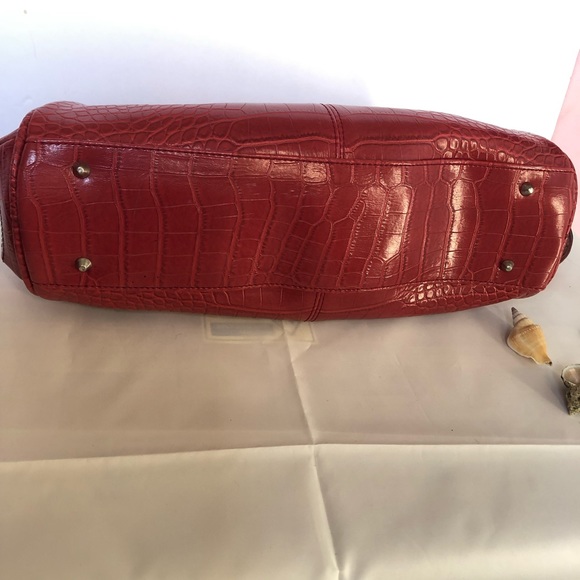 Alligator Shoulder Bag (faux) - Picture 4 of 7